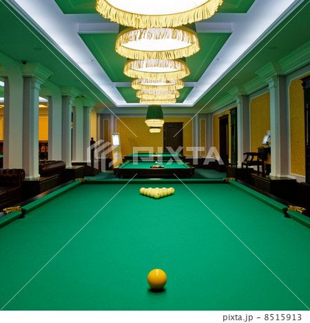 billiard table 8515913