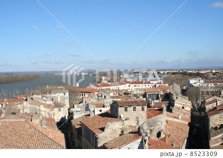 アルルの町並み アルルの町並み 8523309