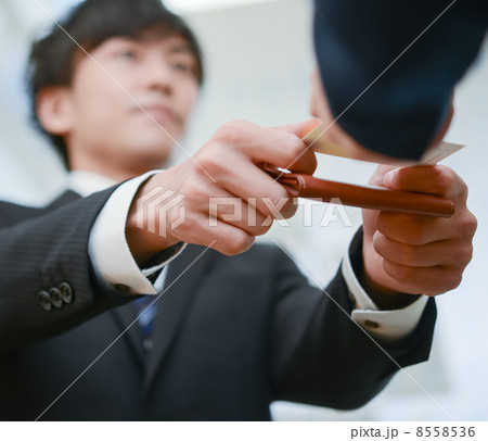 名刺交換 8558536
