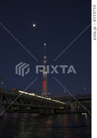 クリスマスの夜 8559750