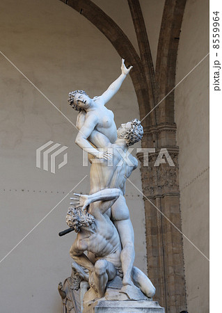 サビニの女たちの略奪の写真素材 [8559964] - PIXTA ジャンボローニャ