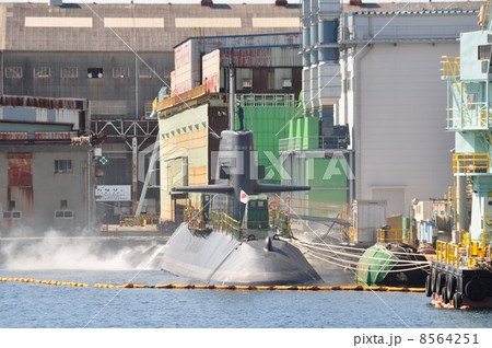 停泊中の潜水艦 8564251