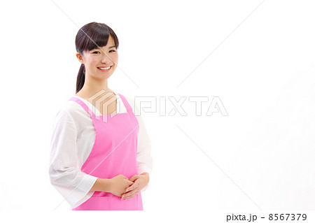 エプロンをした女性 エプロンをした女性 8567379