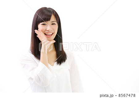 呼びかける女性 8567478