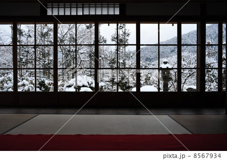 京都大原　冬の実光院 8567934