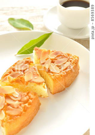 アーモンドケーキ 8569389