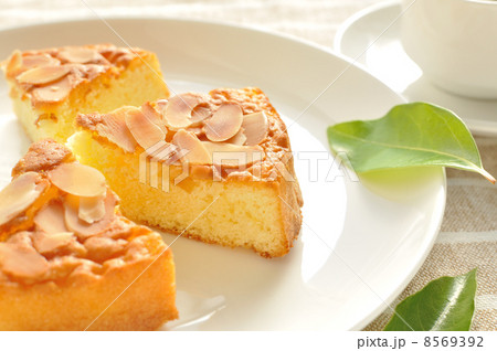 アーモンドケーキ 8569392