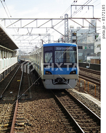 小田急線　4000形　　綾瀬駅 8572165