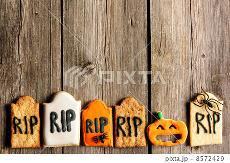 Halloween homemade gingerbread cookies 8572429