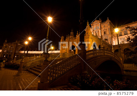 Plaza de Espana at night, Seville Plaza de Espana at night, Seville 8575279
