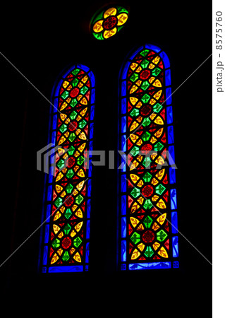 教会のステンドグラス 8575760