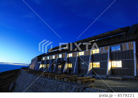 白馬山荘の夜 白馬山荘の夜 8579221