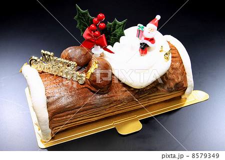 丸太のクリスマスケーキ 8579349