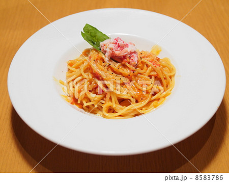 ずわい蟹のトマトクリームパスタ 8583786