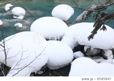 北海道・美瑛 「真冬の美瑛川」 北海道・美瑛 「真冬の美瑛川」 8585847