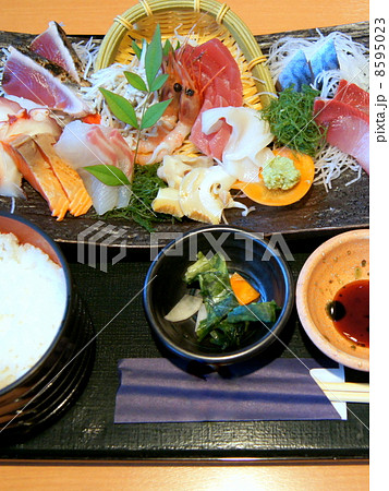 和食：お刺身御膳 8595023