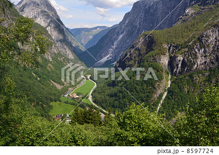 ネーロイ渓谷 8597724