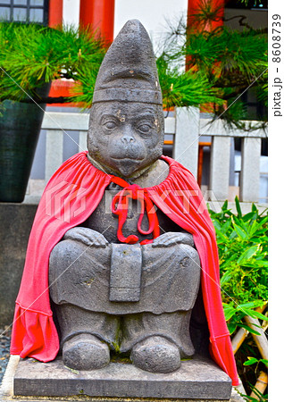 サルの石像(日枝神社/東京都千代田区永田町2丁目) サルの石像(日枝神社/東京都千代田区永田町2丁目) 8608739