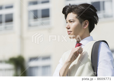 高校生カップル 8609771