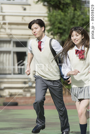 高校生カップル 8609829