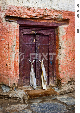 Old door at Buddhist monastery temple 8610136