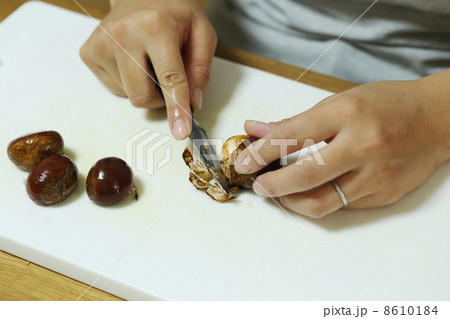 栗の皮むき 8610184