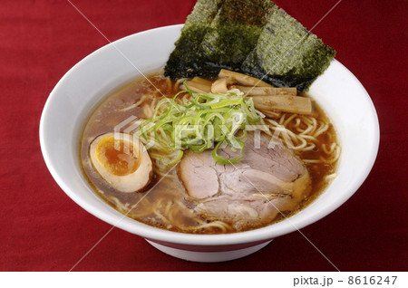 しょうゆラーメン 8616247
