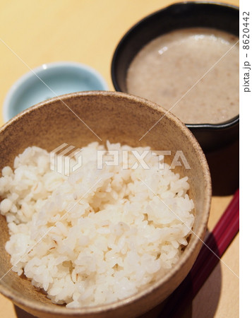 麦とろご飯 8620442