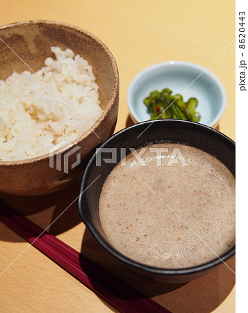 麦とろご飯 8620443