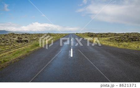 Highway through Iceland Highway through Iceland 8621371