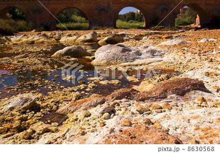 bridge over rio (river) Tinto in Niebla (Huelva) 8630568