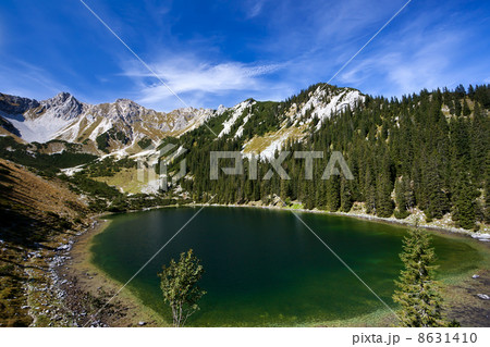 Soiernsee lake and view on Schottelkarspitze Soiernsee lake and view on Schottelkarspitze 8631410