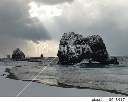 冬の海 冬の海 8643417