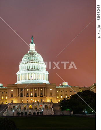 United States Capitol building in Washington, DC United States Capitol building in Washington, DC 8648043