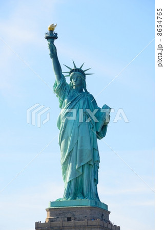 アメリカ　ニューヨーク　自由の女神 8654765