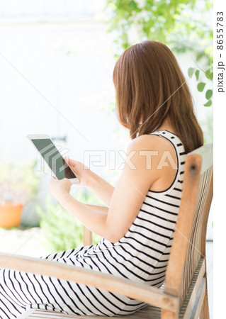 爽やかな女性 8655783