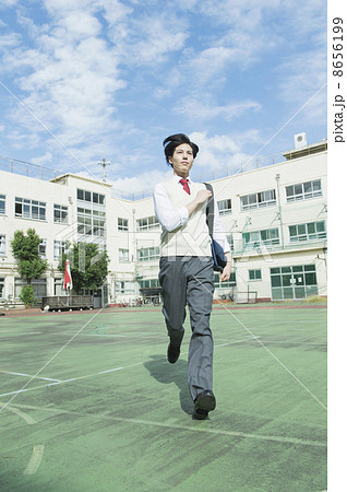 高校生カップル 8656199