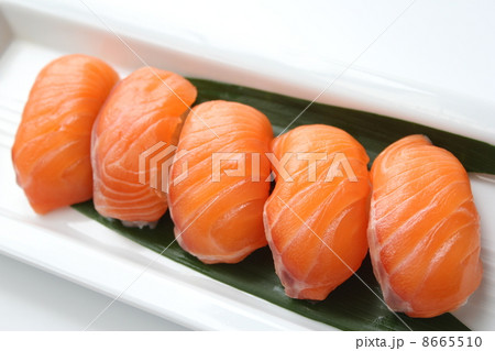 サーモン鮨 8665510