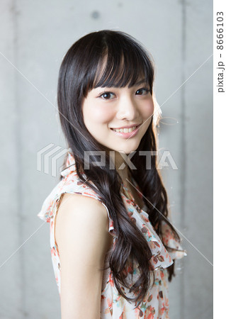 爽やかな女性 8666103