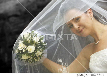 Beautiful bride Beautiful bride 8674467