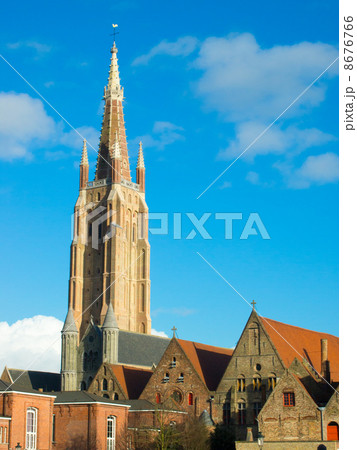 ブルージュの街並み 8676766