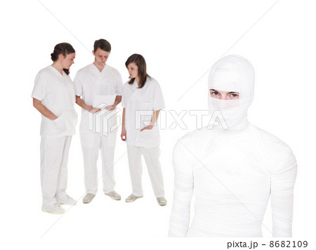 Injured man Injured man 8682109