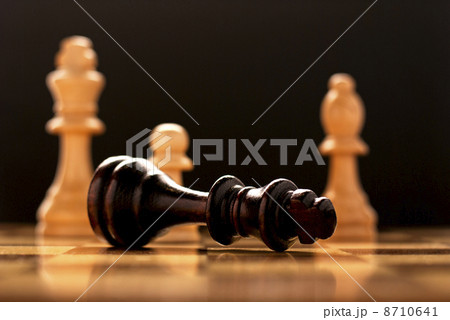 The game of chess The game of chess 8710641