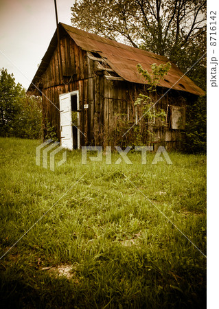 Old house 8716142