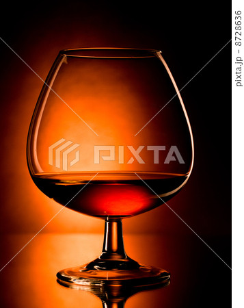 cognac cognac 8728636