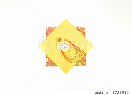 年賀状素材・紅白金の水引の亀・和紙2種に白バック横位置引き・ハガキ対応比 年賀状素材・紅白金の水引の亀・和紙2種に白バック横位置引き・ハガキ対応比 8728959