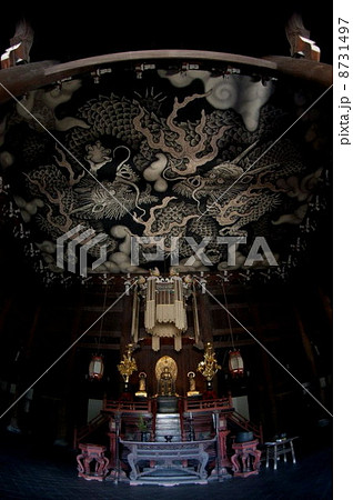 建仁寺　法堂天井画の双龍図 8731497
