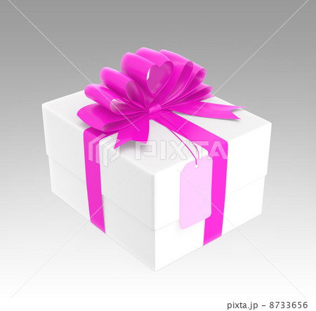 白いギフトボックスとピンク色のリボン 白いギフトボックスとピンク色のリボン 8733656