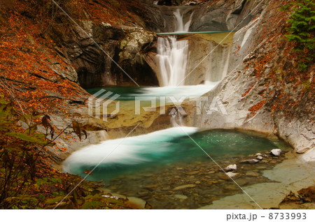 七ツ釜五段の滝 8733993