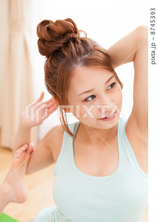 young woman young woman 8745393